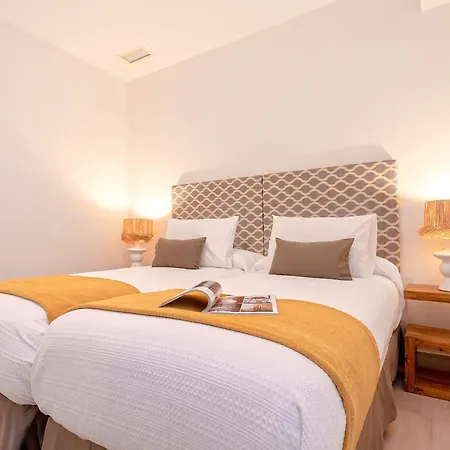 Genteel Teatro Gongora Appartement