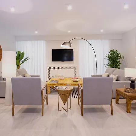 Genteel Teatro Gongora Appartement