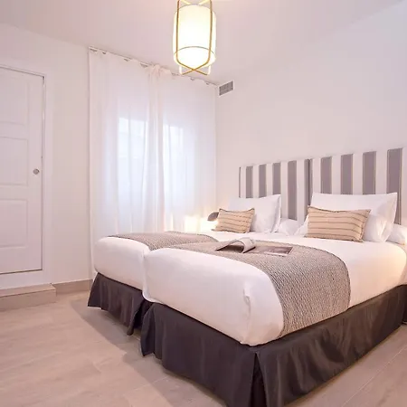 Apartment Genteel Teatro Gongora *