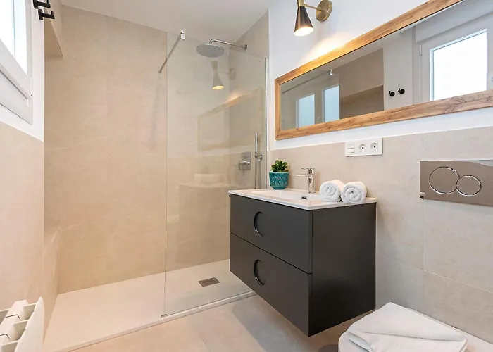 Genteel Teatro Gongora דירה