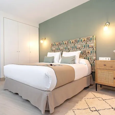 Апартаменти Genteel Teatro Gongora *