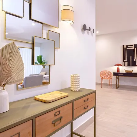 Genteel Teatro Gongora Апартаменти *